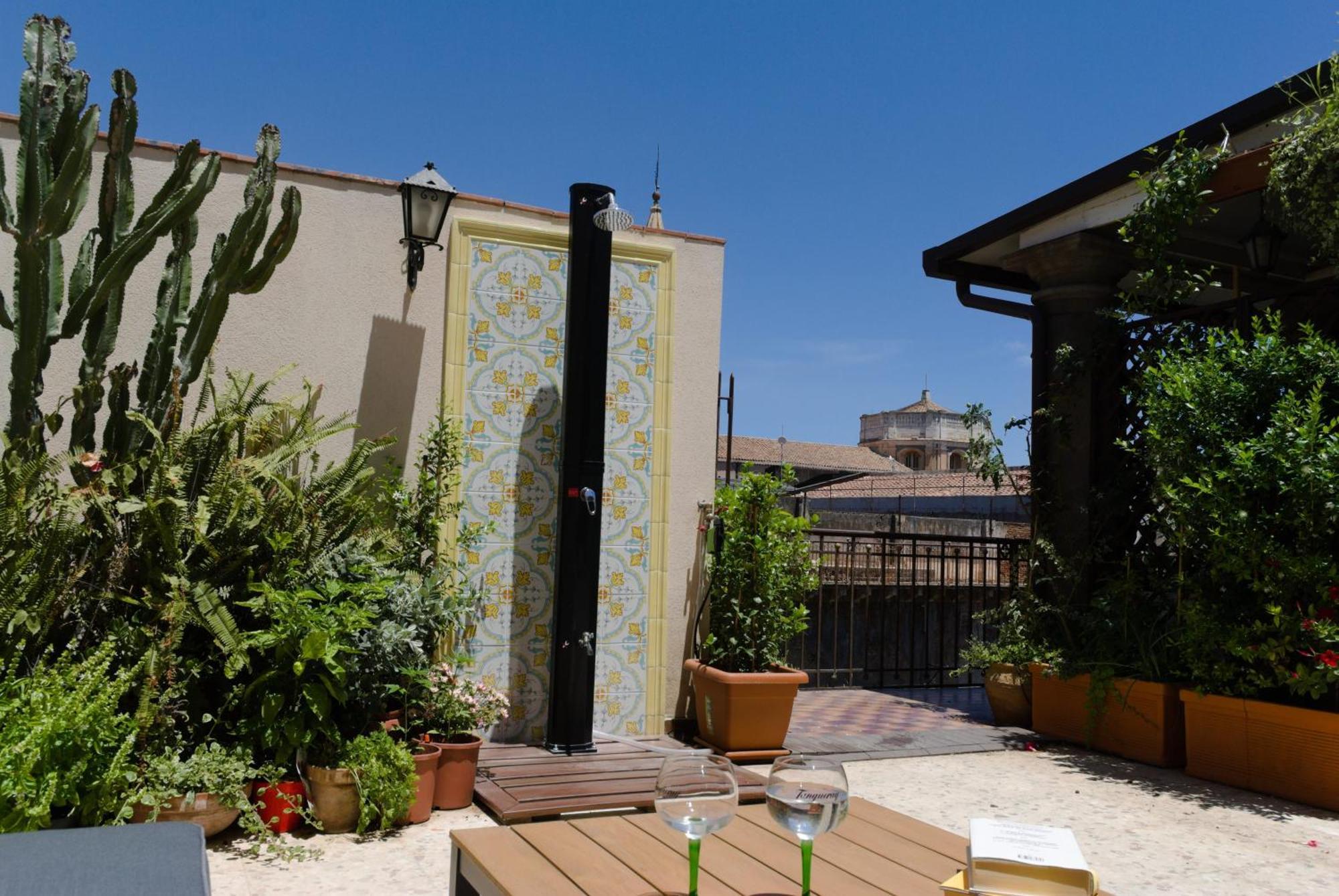 Allure Palace Acireale Bagian luar foto