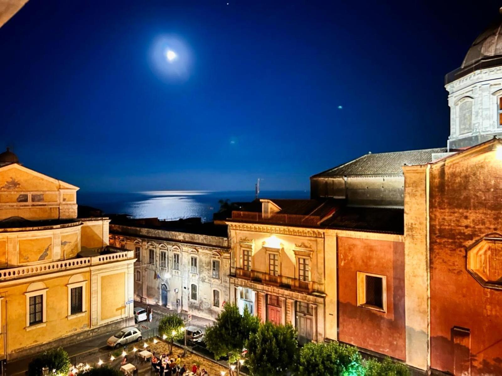 Allure Palace Acireale Bagian luar foto