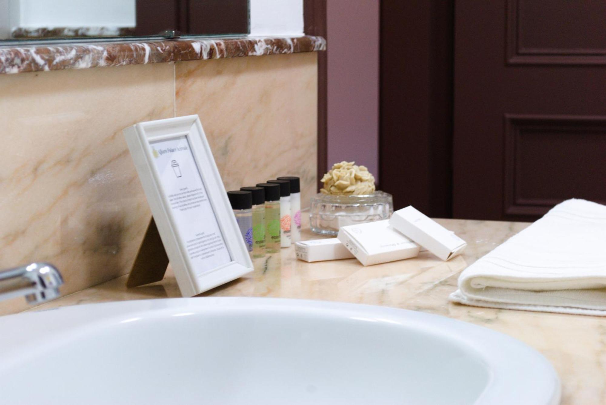 Allure Palace Acireale Bagian luar foto