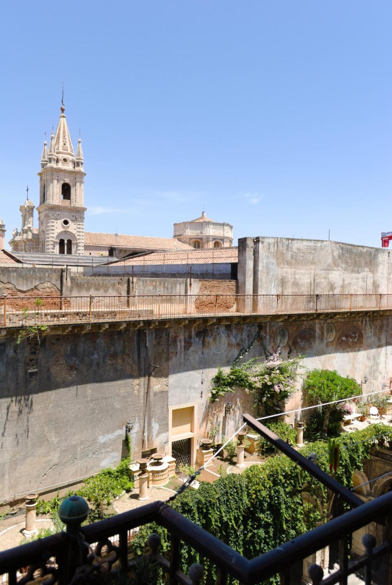 Allure Palace Acireale Bagian luar foto
